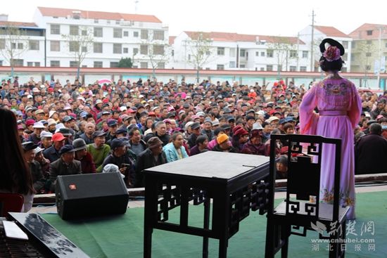 鄉(xiāng)村大舞臺(tái) .JPG.JPG